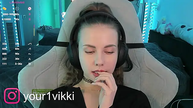 Vikki Cheese online show from February 17, 6:17 pm