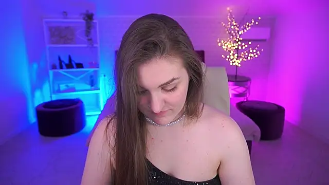 EmmyCharmm online show from May 25, 6:01 am