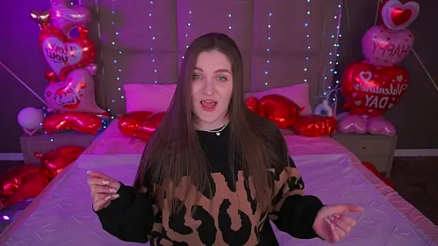 EmmyCharmm online show from February 13, 6:57 am