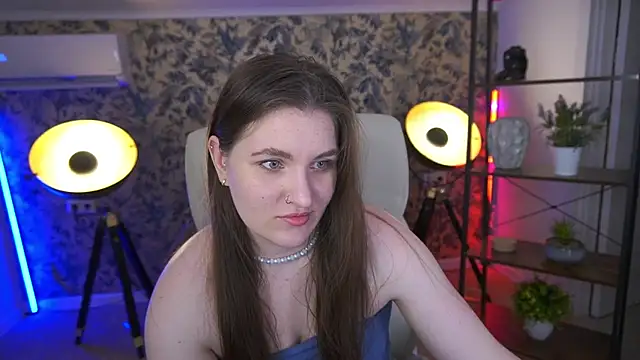 Snapshot of EmmyCharmm chatting on June 26, 5:46 am EmmyCharmm online show from June 26, 5:46 am
