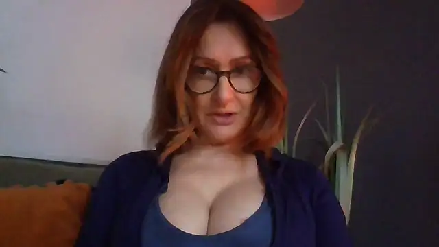 Princessviaa online show from February 12, 10:04 am