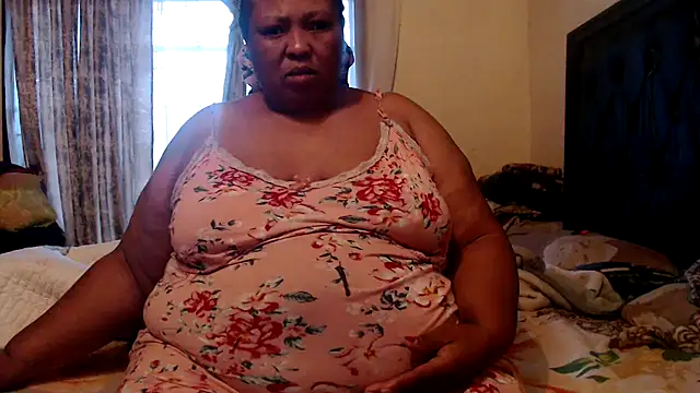 Snapshot of DELICIOUSSXX73 chatting on October 4, 3:52 am DELICIOUSSXX73 online show from October 4, 3:52 am
