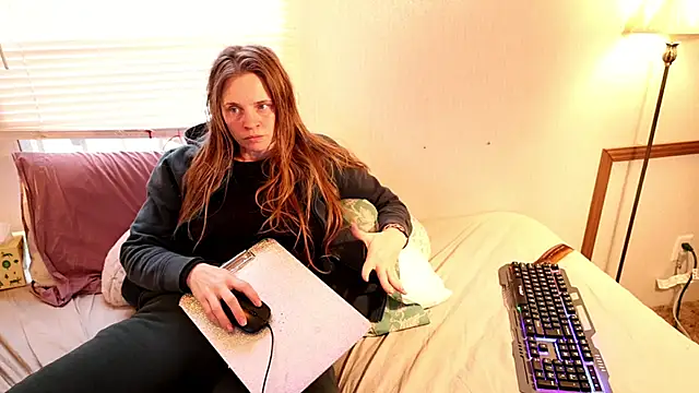 xxpixeyxx online show from March 18, 12:03 am