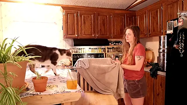 xxpixeyxx online show from March 13, 1:38 pm