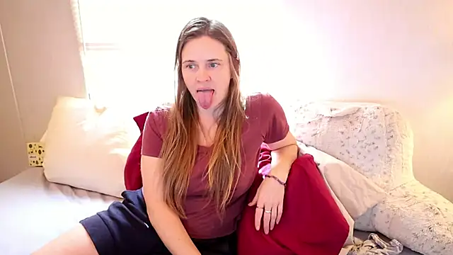 xxpixeyxx online show from October 22, 3:44 pm