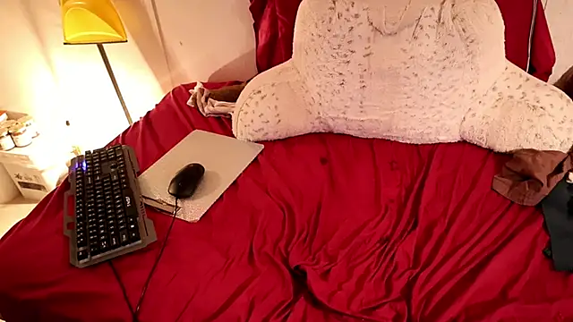 xxpixeyxx online show from February 18, 3:37 am