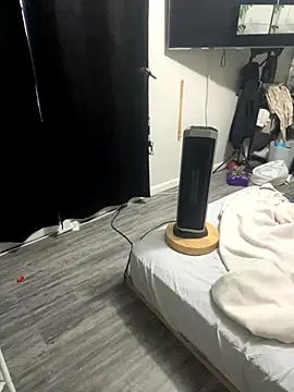 demonslayerr999 online show from November 8, 12:58 am