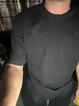 demonslayerr999 online show from November 3, 9:18 pm