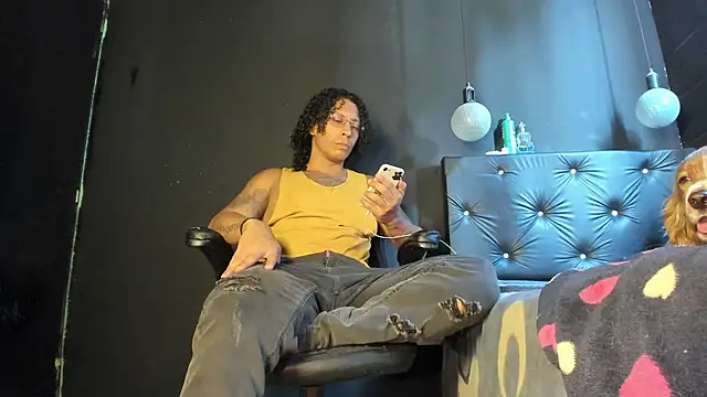 FuckHardlove online show from June 14, 6:53 pm
