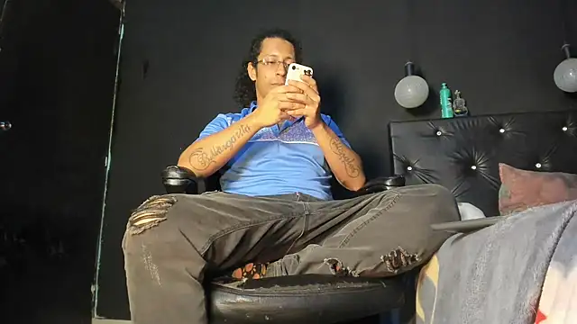 FuckHardlove online show from June 14, 6:47 am