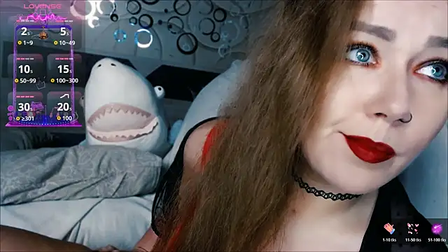 tia meow online show from November 11, 5:30 pm