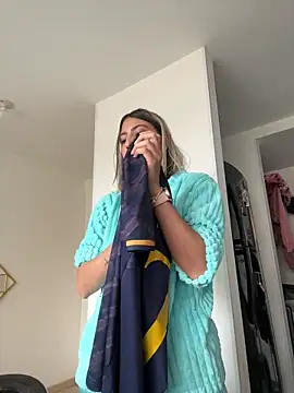 Ameellie online show from January 14, 4:10 pm