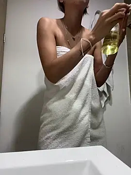 Ameellie online show from November 20, 4:07 pm