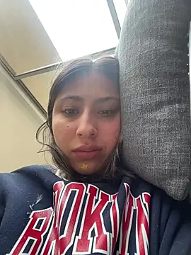 Ameellie online show from March 15, 2:24 pm