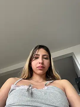 Ameellie online show from October 26, 4:40 pm