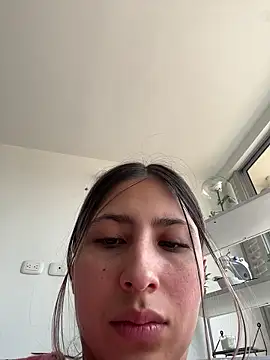 Ameellie online show from March 4, 3:09 pm