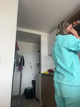 Ameellie online show from November 27, 3:23 pm