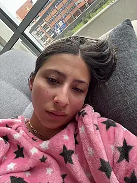 Ameellie online show from February 21, 4:09 pm