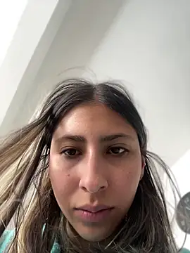Ameellie online show from April 29, 4:11 pm