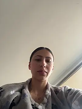 Ameellie online show from March 13, 3:50 pm