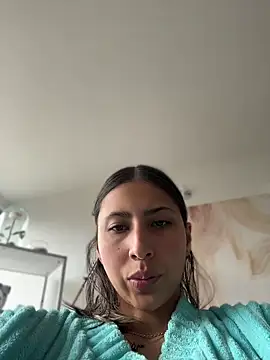 Ameellie online show from April 30, 2:46 pm