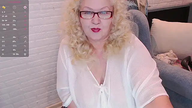Snapshot of Marina_Yourangel chatting on July 14, 12:33 pm Marina Yourangel online show from July 14, 12:33 pm