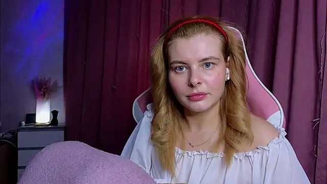 Snapshot of Day-off chatting on September 29, 12:11 pm Day-off online show from September 29, 12:11 pm