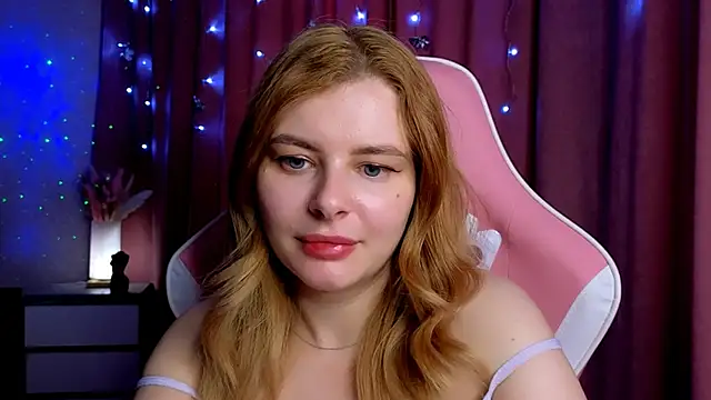 Snapshot of Day-off chatting on October 4, 3:30 am Day-off online show from October 4, 3:30 am