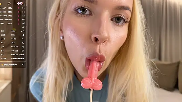 eva m1racle  online show from February 4, 9:10 pm