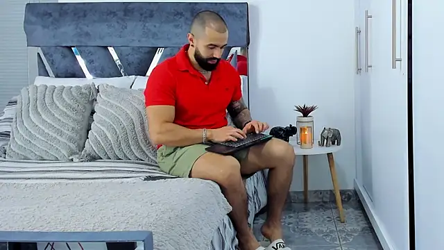 Zack Froone online show from November 25, 1:33 pm