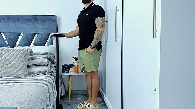 Zack Froone online show from November 28, 12:38 pm