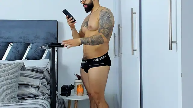 Zack Froone online show from November 13, 12:42 pm