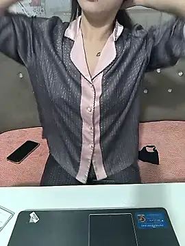 I AM NOT A SLUT online show from January 13, 3:43 am