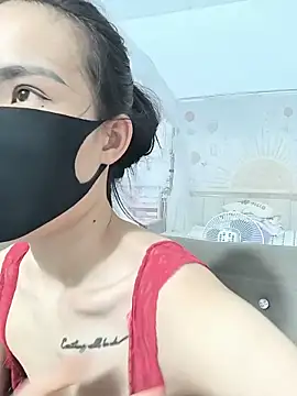 I AM NOT A SLUT online show from May 25, 3:50 am