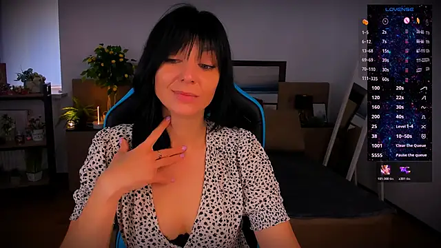  Kelly   online show from October 22, 6:02 am