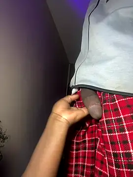 Snapshot of skiihot chatting on September 27, 7:53 pm skiihot online show from September 27, 7:53 pm