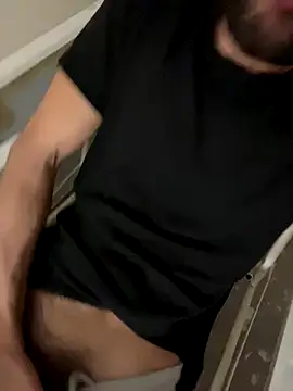 Snapshot of athenphysics chatting on December 22, 10:43 pm athenphysics online show from December 22, 10:43 pm