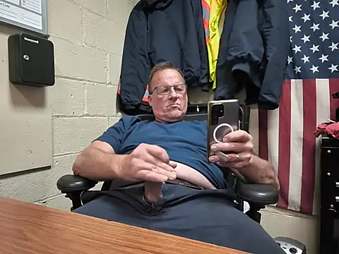Cockrub1 online show from June 15, 3:34 pm