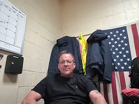 Cockrub1 online show from June 16, 12:16 pm