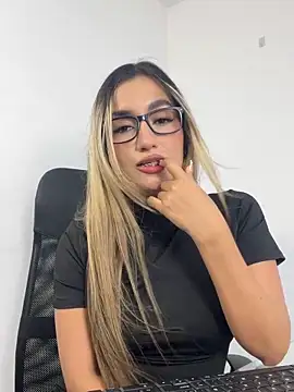 alison collins online show from March 6, 7:31 pm