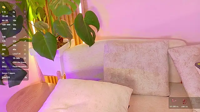 alison collins online show from November 8, 8:23 pm