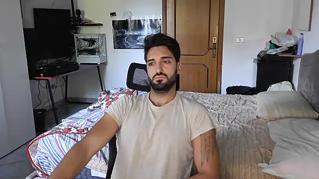 Snapshot of Alexox02 chatting on November 5, 7:44 am Alexox02 online show from November 5, 7:44 am