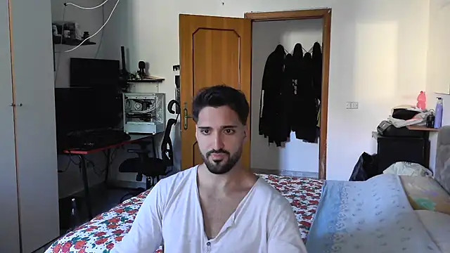 Snapshot of Alexox02 chatting on October 9, 10:49 am Alexox02 online show from October 9, 10:49 am