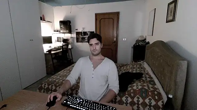 Snapshot of Alexox02 chatting on December 5, 6:17 pm Alexox02 online show from December 5, 6:17 pm