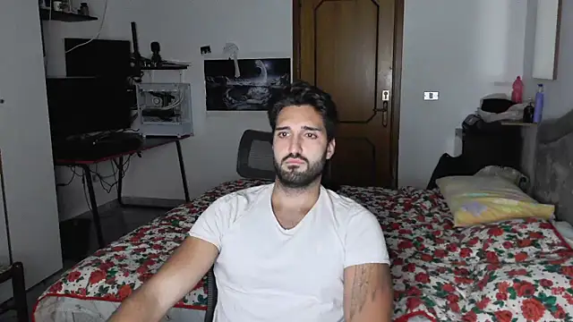 Snapshot of Alexox02 chatting on October 7, 5:58 pm Alexox02 online show from October 7, 5:58 pm