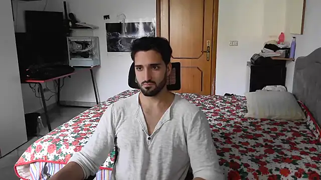 Snapshot of Alexox02 chatting on October 25, 2:17 pm Alexox02 online show from October 25, 2:17 pm