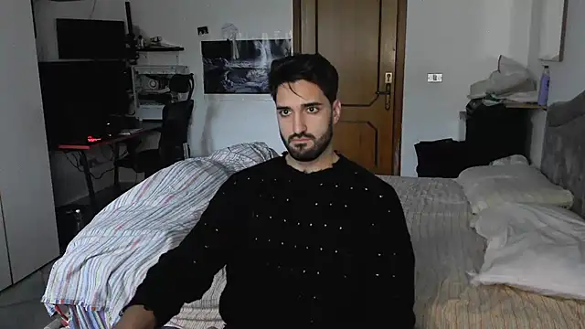 Snapshot of Alexox02 chatting on November 25, 11:10 am Alexox02 online show from November 25, 11:10 am