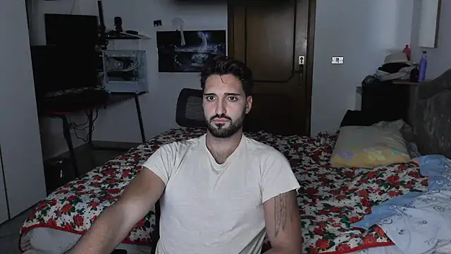 Snapshot of Alexox02 chatting on October 12, 5:03 pm Alexox02 online show from October 12, 5:03 pm