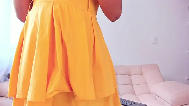 Alaia Ferrer  online show from March 19, 8:11 pm
