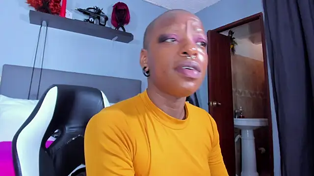 Coco Kiss online show from April 15, 7:18 pm